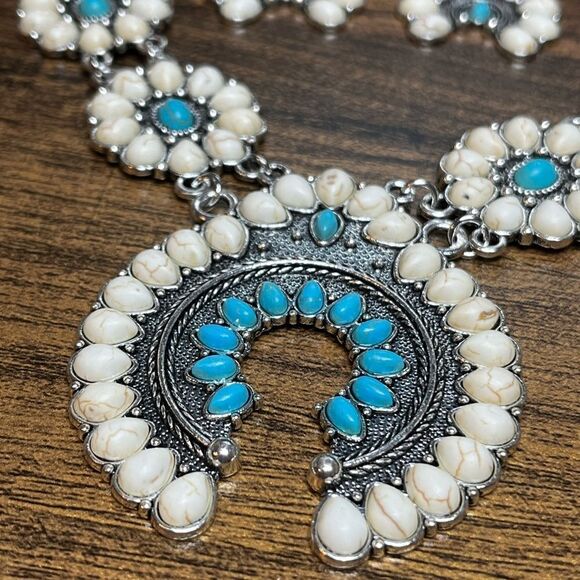 3pcs/set Vintage Style Fake Turquoise Necklace & Drop Earrings set - Picture 6 of 12
